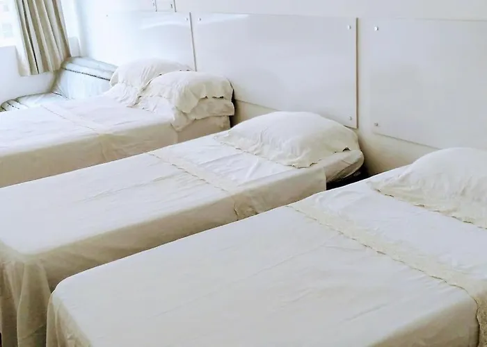 Apartamento Copacabana Saleta, Quarto Grande Com Ar Cond Wi-Fi A 2 Qds Da Praia
