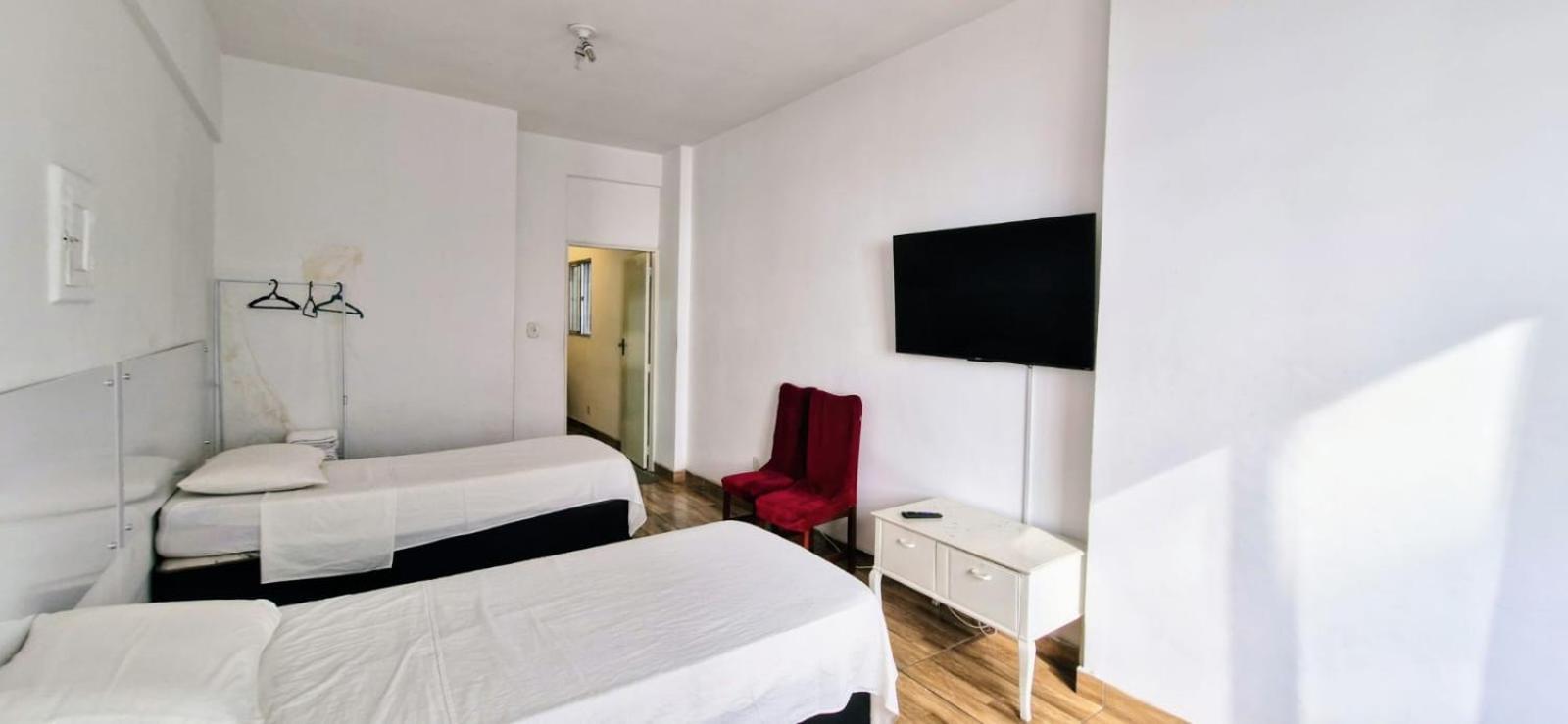 Copacabana Saleta, Grande Com Ar Cond Wi-fi A 2 Qds Da Apartment