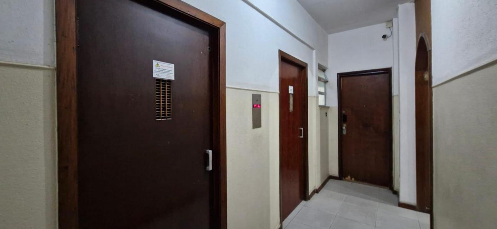Apartment Copacabana Saleta, Grande Com Ar Cond Wi-fi A 2 Qds Da Rio de Janeiro
