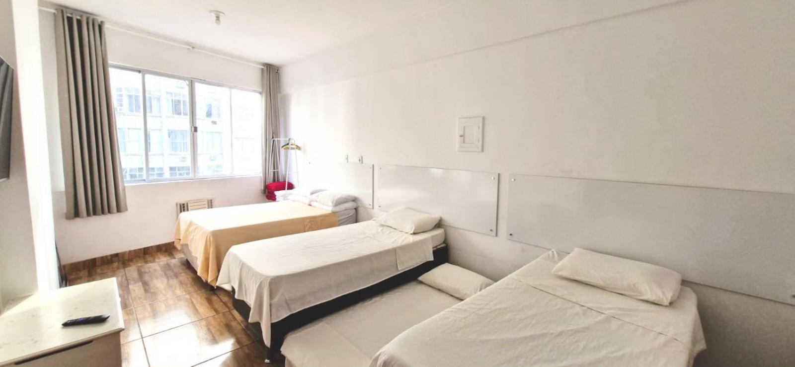 Apartment Copacabana Saleta, Grande Com Ar Cond Wi-fi A 2 Qds Da *