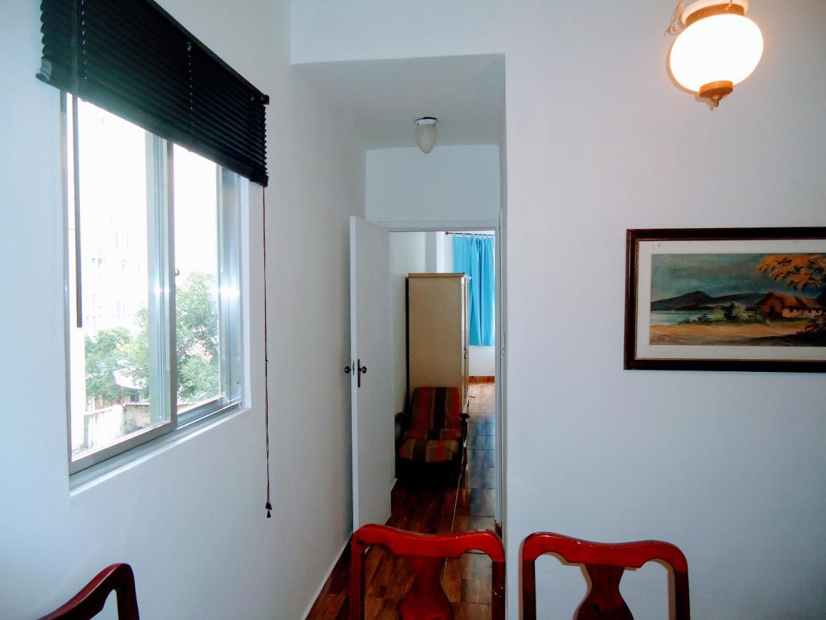 Copacabana Saleta, Grande Com Ar Cond Wi-fi A 2 Qds Da Apartment